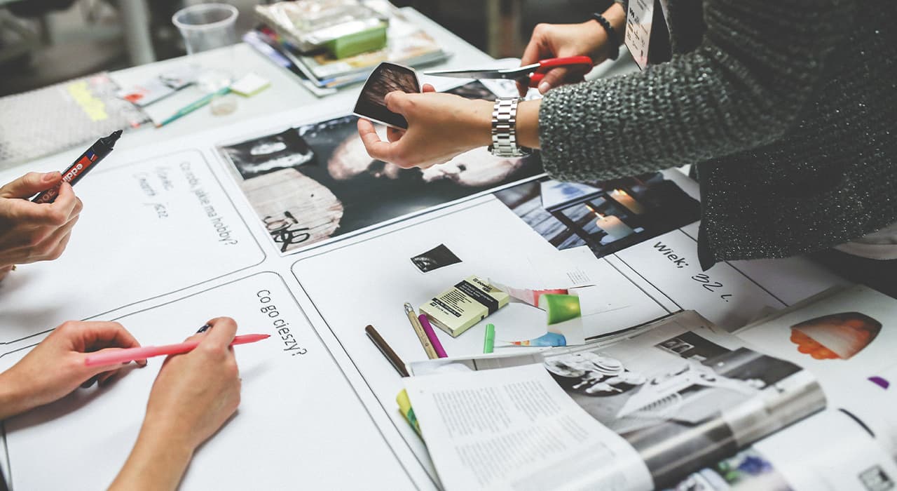 The first advertising agencies